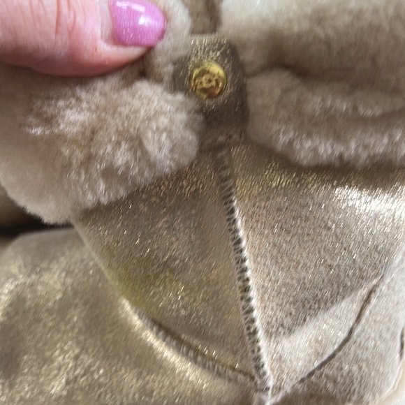 COPY - UGG boots girls size 3! Gold color - Picture 5 of 5